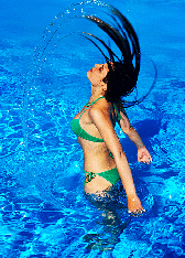 Frau_im_Wasser_177013